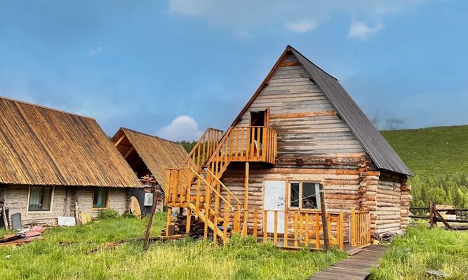 喀纳斯禾木村住一晚多少钱？小木屋真的值得住吗