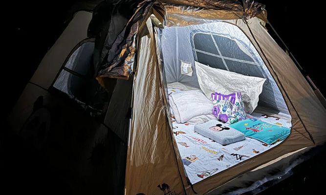 赛里木湖露营允许吗?房车自驾在哪里过夜