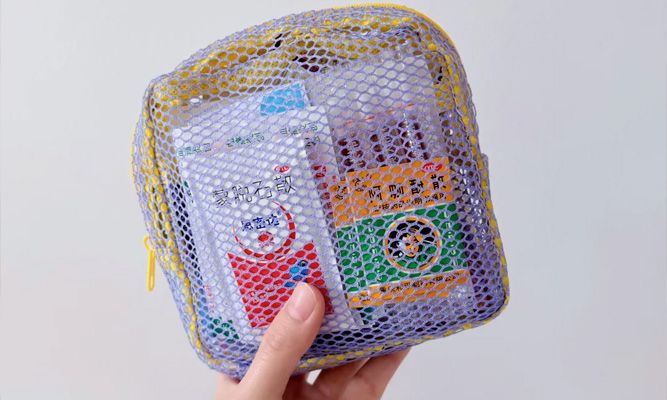 新疆旅游必备药品完整清单｜高反、肠胃、防暑、应急用药一次性整理（2026出行实用版）
