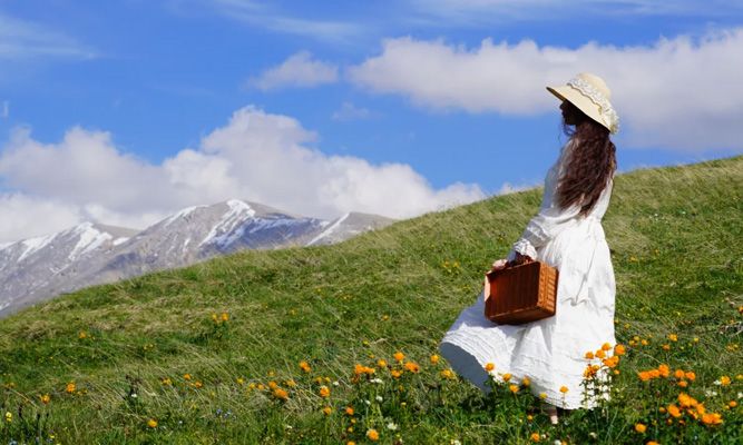 新疆旅游9月初穿什么？夏装还是秋装？