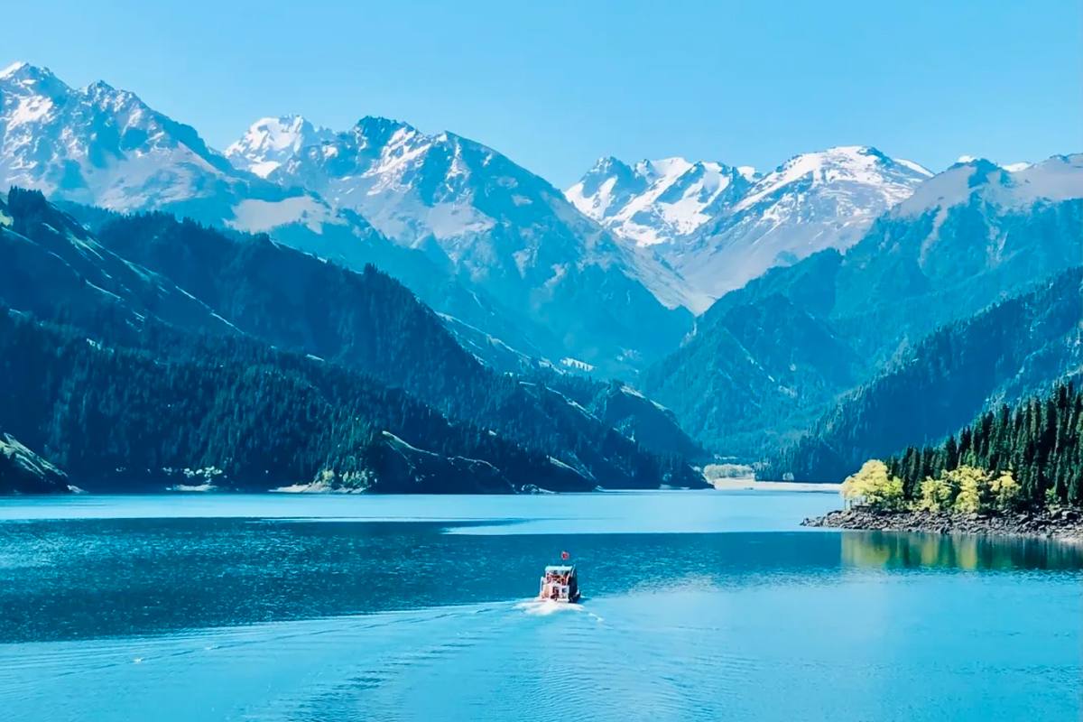 天山天池
